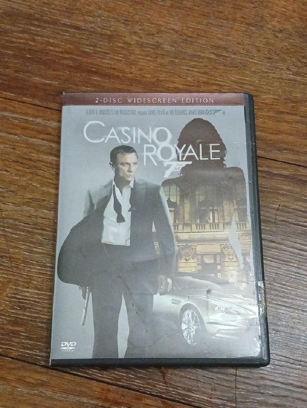 Casino Royale DVD - Silver/Gray Cover